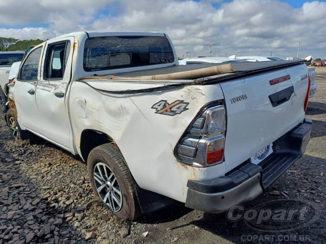 2019 TOYOTA HILUX CD 