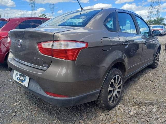 2015 FIAT GRAND SIENA 