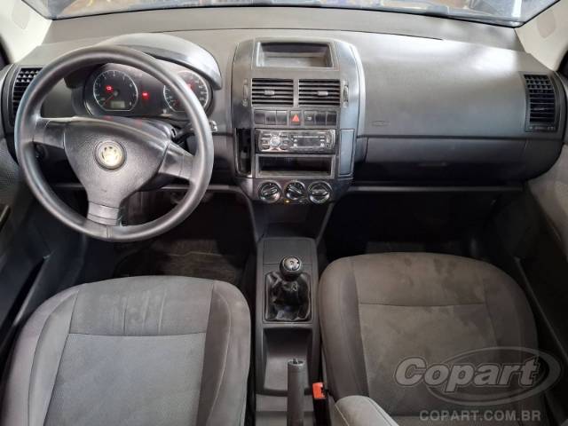 2009 VOLKSWAGEN POLO SEDAN 