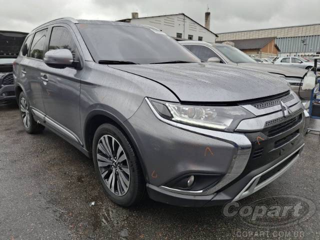 2022 MITSUBISHI OUTLANDER 