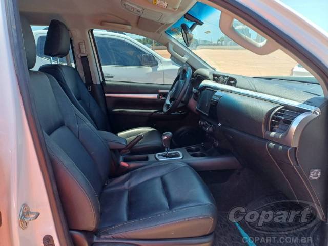 2024 TOYOTA HILUX CD 