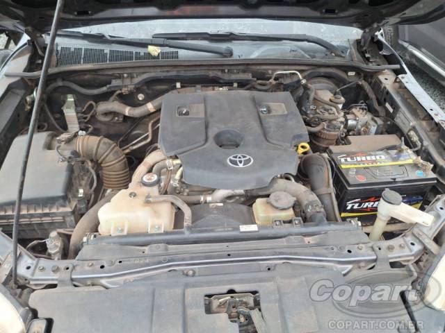 2019 TOYOTA HILUX CD 