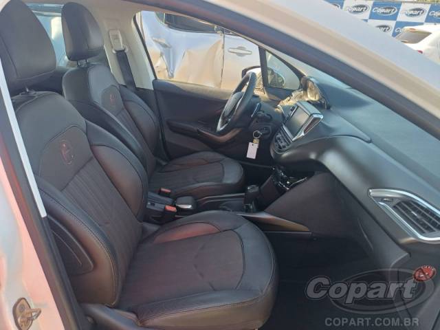 2017 PEUGEOT 2008 
