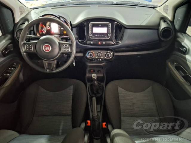 2015 FIAT UNO 