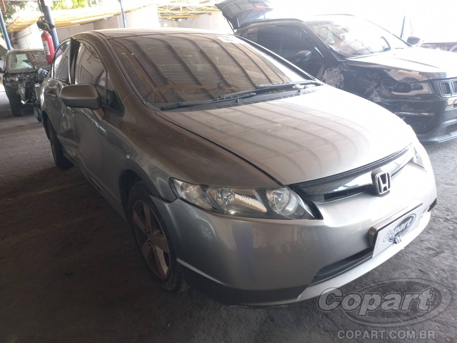 Veículo Honda Civic Honda Civic LXS 1.8 16V 2007 Colisão Média Monta 2007 em leilão
