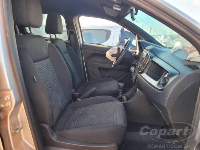 2022 FIAT STRADA CD 