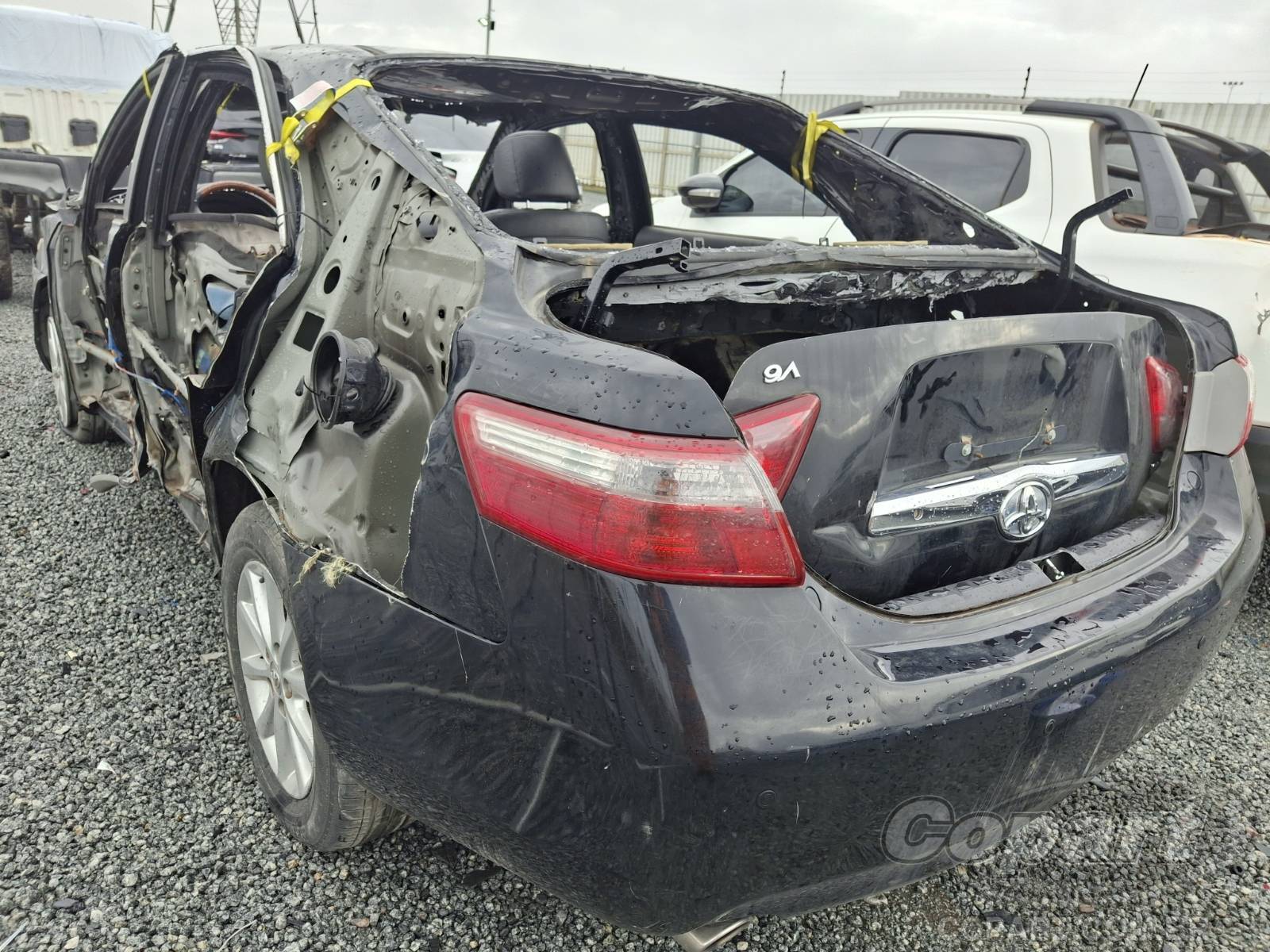 2010 TOYOTA CAMRY — foto 3 de 10