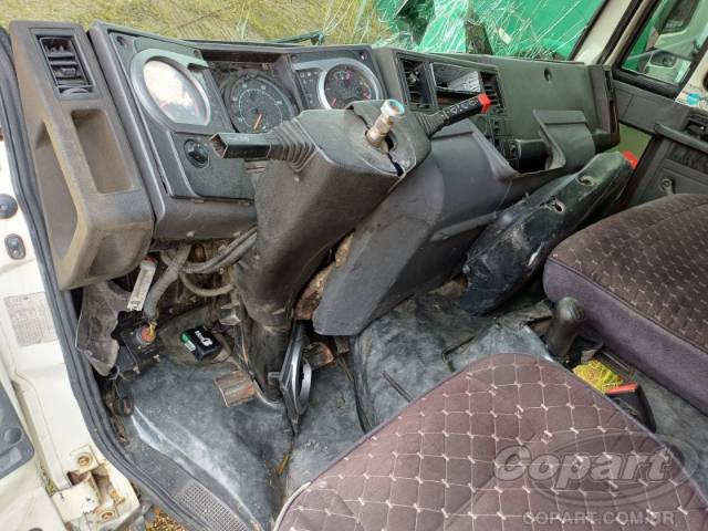 2009 FORD CARGO 815E 