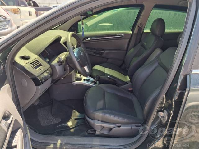 2011 CHEVROLET VECTRA 