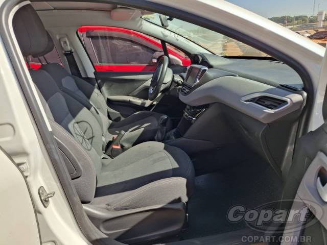 2017 PEUGEOT 208 