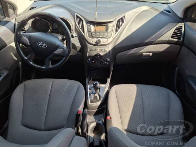 2015 HYUNDAI HB20S 
