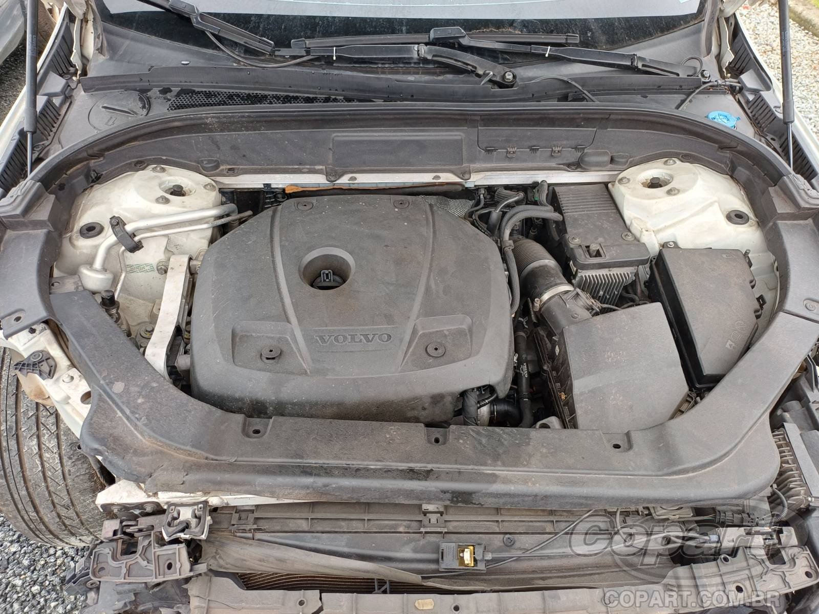 2018 VOLVO XC60 — foto 7 de 13