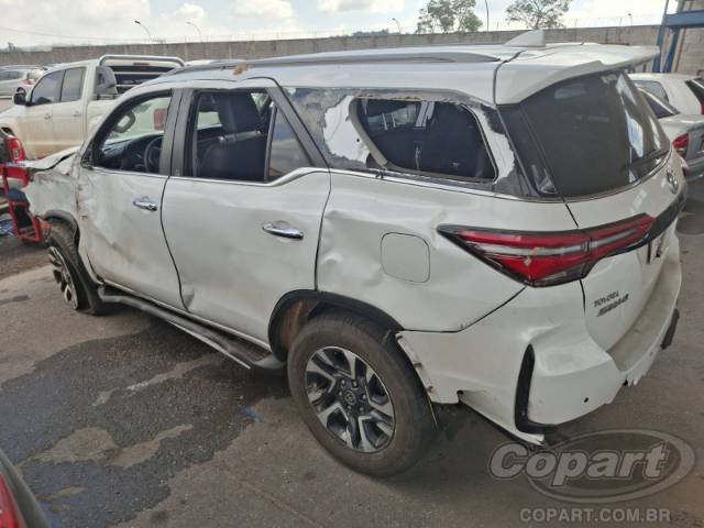 2025 TOYOTA SW4 