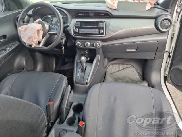 2019 NISSAN KICKS 