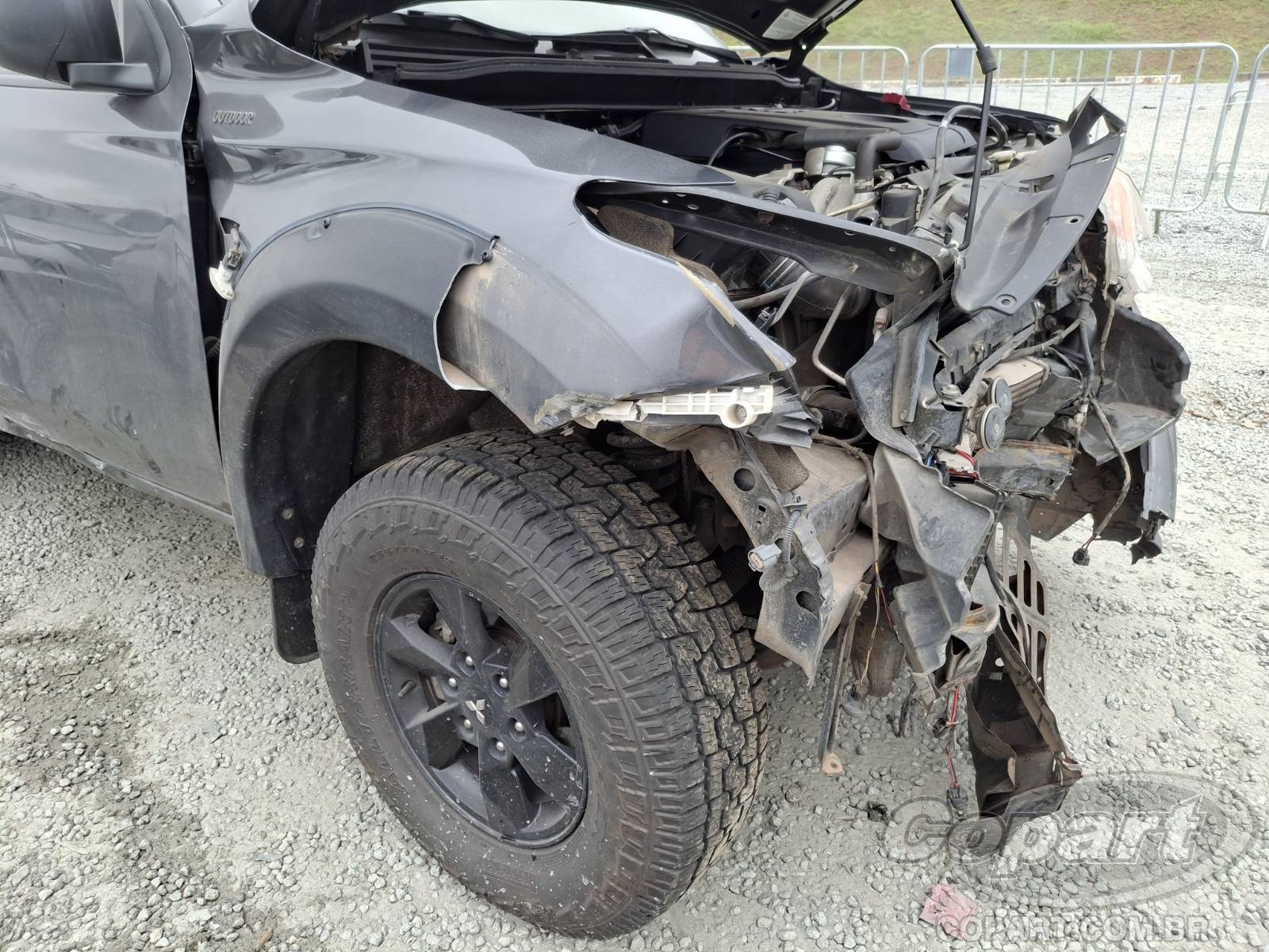 Foto 13 de 15: 2020 MITSUBISHI L200 TRITON SPORT