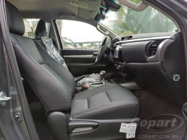 2024 TOYOTA HILUX CD 