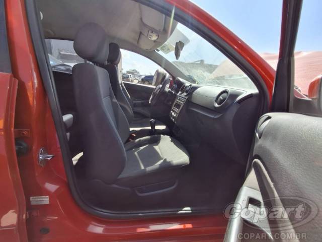 2013 VOLKSWAGEN GOL 