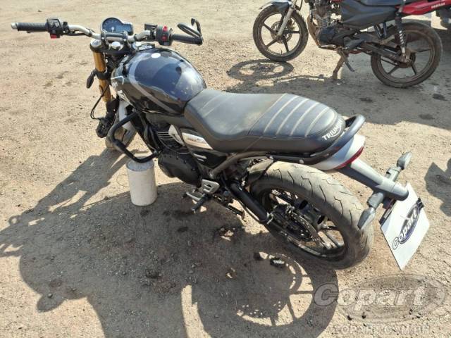2025 TRIUMPH SPEED 