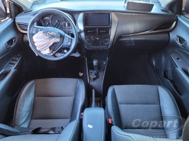 2024 TOYOTA YARIS SEDA 