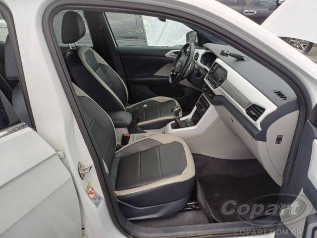 2020 VOLKSWAGEN T-CROSS 