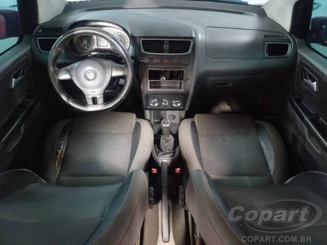 2011 VOLKSWAGEN FOX 