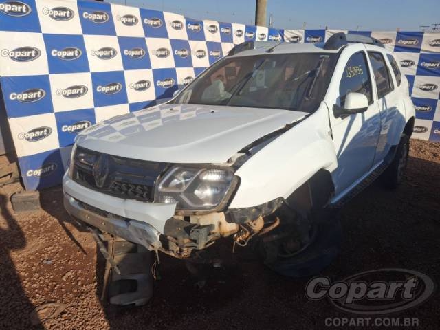 2018 RENAULT DUSTER 