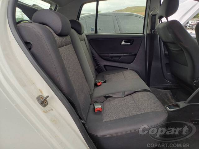 2013 VOLKSWAGEN FOX 