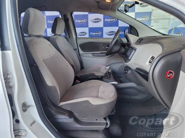 2015 CHEVROLET SPIN 