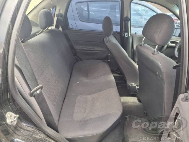 2005 CHEVROLET CLASSIC 