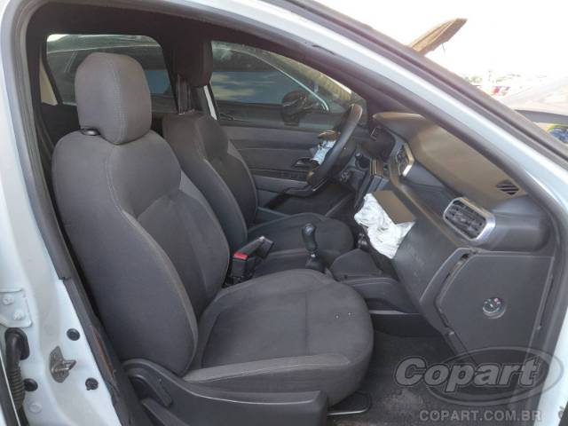 2021 RENAULT DUSTER 