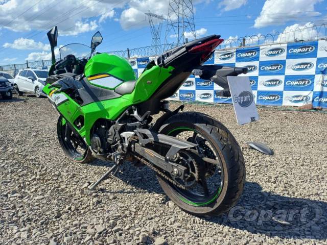 2025 KAWASAKI NINJA 500 