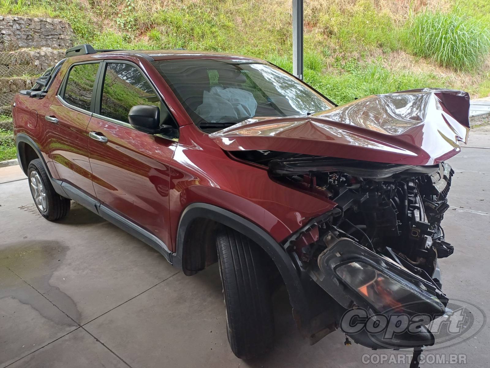 Fiat Toro Endurance AT6 1.8 16V E.torQ 2019 Médio Dano Frontal