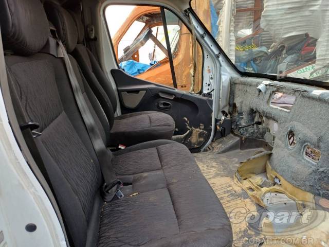 2023 RENAULT MASTER FURGAO 