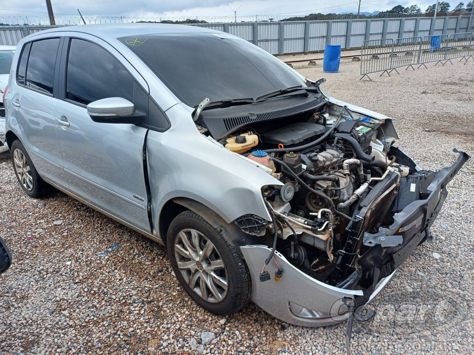 Veículo VW - VolksWagen Fox VOLKSWAGEN FOX 1.0 TOTAL FLEX 2012 2013 em leilão