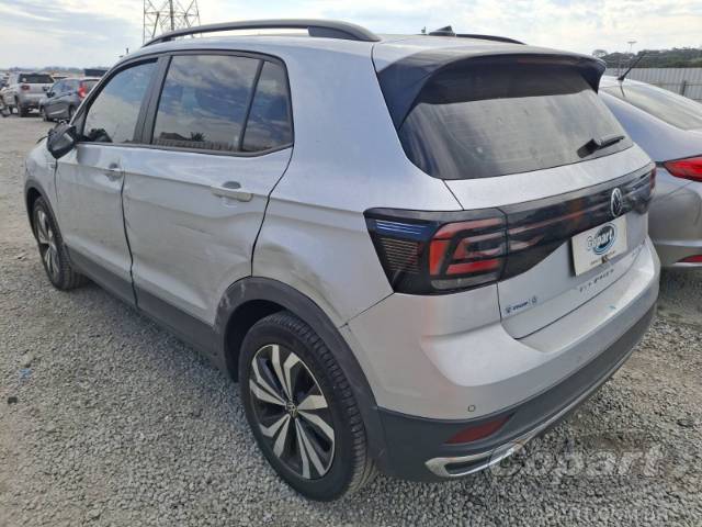 2022 VOLKSWAGEN T-CROSS 