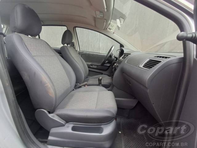 2013 VOLKSWAGEN FOX 