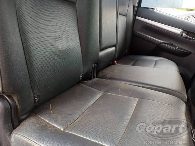 2021 TOYOTA HILUX CD 