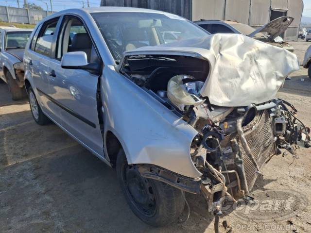 2003 VOLKSWAGEN POLO 