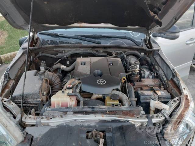 2019 TOYOTA HILUX CD 