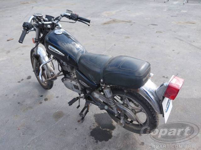 2010 SUZUKI INTRUDER 125 