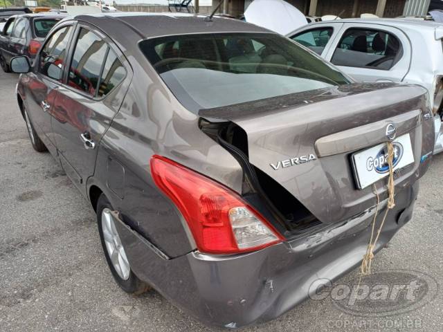 2013 NISSAN VERSA 