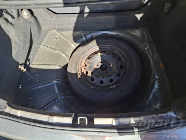 2010 CHEVROLET CLASSIC 