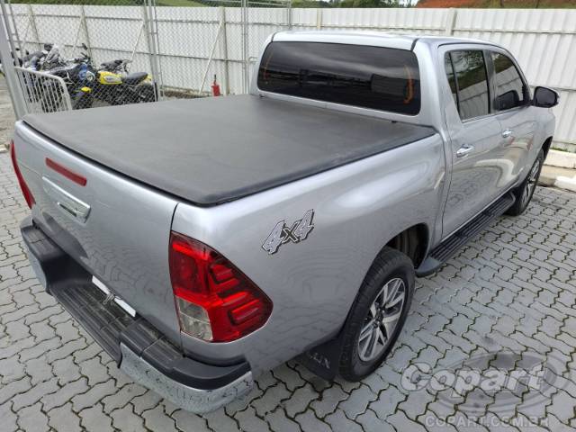 2017 TOYOTA HILUX CD 
