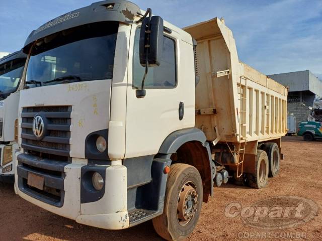 2017 VOLKSWAGEN CONSTELLATION 