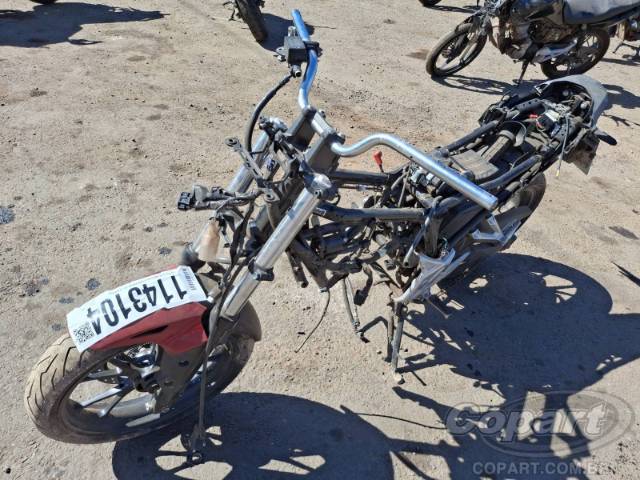 2025 HONDA CB 300F 