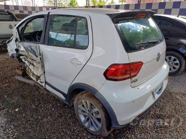 2016 VOLKSWAGEN FOX 