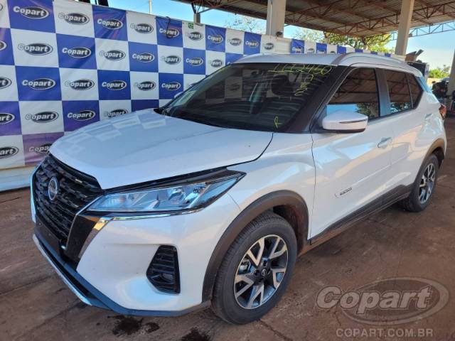 2024 NISSAN KICKS 