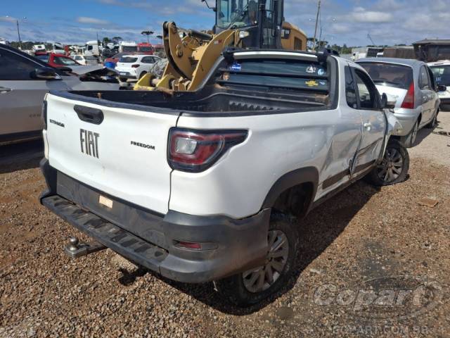 2021 FIAT STRADA 