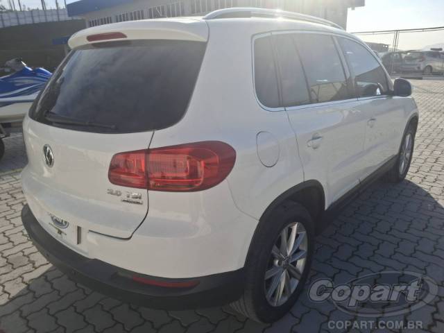 2012 VOLKSWAGEN TIGUAN 