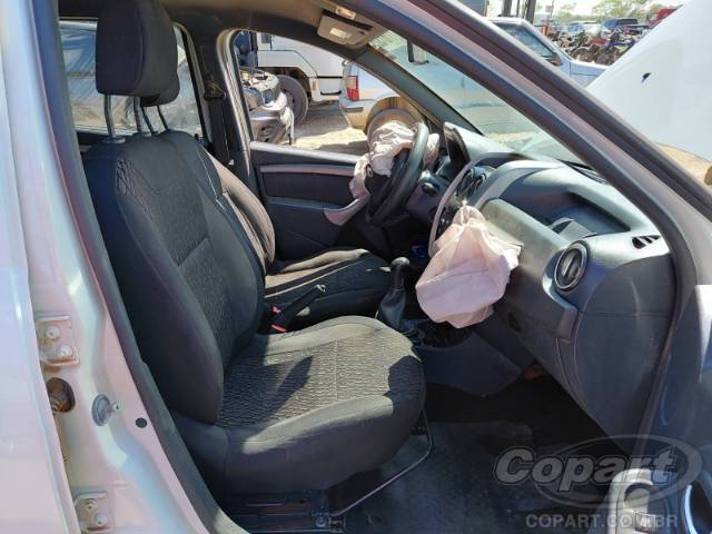 2018 RENAULT DUSTER OROCH 